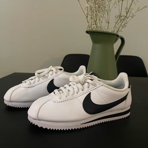 Nike Cortez